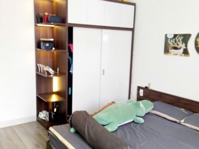 Bán gấp nhà lk 4-5 gần chợ bình thành hẻm 6m xe hơi vào nhà 64m2,4 tầng 5 tỷ 3