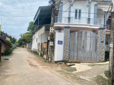 Chính chủ bán đất đẹp - giá tốt diện tích 235m2, mt 18m, nở hậu 19m, full thổ cư 100, chia được 0