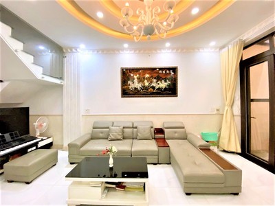 Bán nhà lý chính thắng quận 3, 4x15m, 4 tầng  hxh chỉ 7.1 tỷ. 0