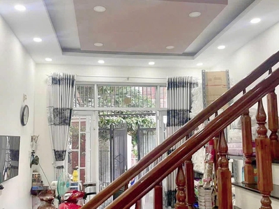 Nhà 3 tầng căn góc hẻm ô tô thông 16 chỗ tttp lê hồng phong 1