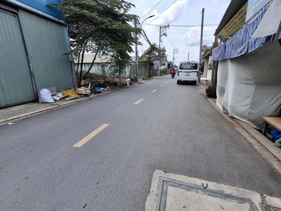 Giảm 200tr nhà an phú đông 25 q12, 59m2, 1 lầu, 2pn, 4.5x13m, đ.2.5m chỉ 2.x tỷ 4