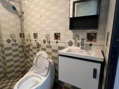 Bán nhà cầu bươu - thanh trì, d.tích 40m2, 5 tầng, ôtô vào nhà, giá 6.3 tỷ 2