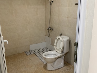 Em có căn hộ intracom 1 trung văn 76m2 2 ngủ bán giá 4 tỷ 2