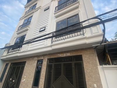 Tin thật  nhà 4,5 tầng, full nội thất, cách 1 nhà ra ô tô tránh,ở luôn 0