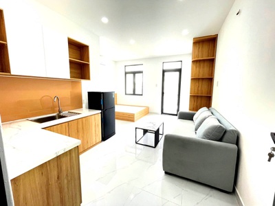 Bán gấp căn 4tầng hoàng diệu 2 chợ đêm full nội thất, thu nhập 35tr/th 0