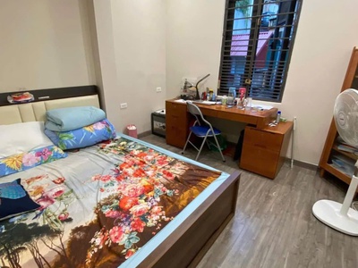 Chính chủ bán nhà Đống Đa, 48m2, 5T, Nhà đẹp, 2 thoáng, tặng nội thất tiền tỷ, giá 11 tỷ 99 3