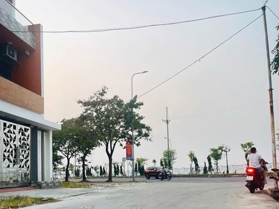 Lô đất đáng để rơi tiền  dt 100 m tại thế trạch mai đình huyện ss hn 1