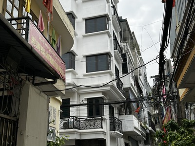 Chỉ với 16,x tỷ quý khách hàng có ngay căn nhà tại trung tâm quận cầu giấy 2