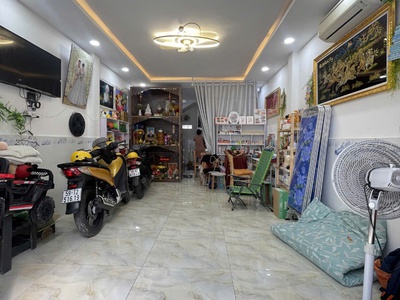 Bán gấp nhà lê đình cẩn gần aeon bình tân hẻm nhựa xe hơi 40m2,2 tầng nhỉnh 3 tỷ 1