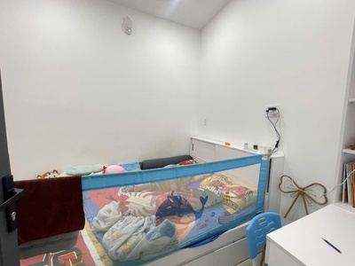 Bán gấp nhà lê đình cẩn gần aeon bình tân hẻm nhựa xe hơi 40m2,2 tầng nhỉnh 3 tỷ 3