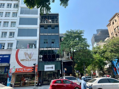 Chính chủ cho thuê Văn Phòng view thoáng DT từ 30m2,40m2,100m tại phố Huế quận Hoàn Kiếm, Hà Nội 0