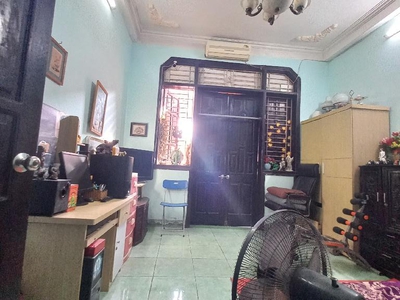 Bán nhà khuyến lương 4 tầng dân xây ở ngay ô tô tránh kinh doanh hoàng mai 3