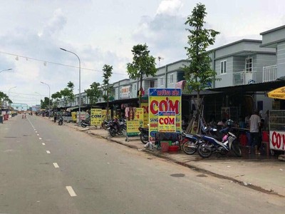 Cắt lỗ nền đất  1.100M2  Ngay cổng KCN, Dân đông tiện xây trọ GIÁ 195 TRIỆU 1