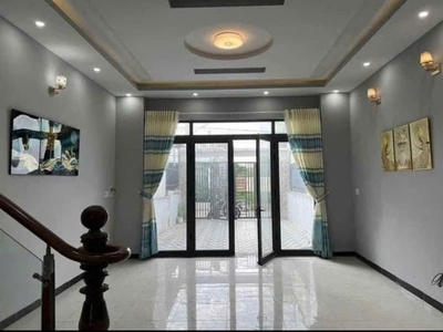 Cuối năm thiếu tiền nhập hàng tôi cần bán gấp căn nhà trong tháng này 2