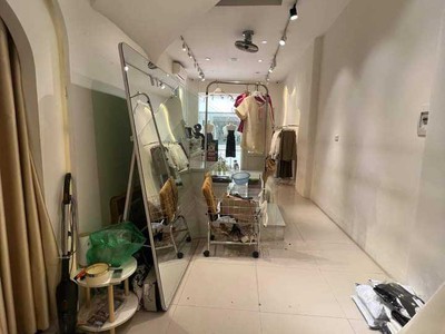 Duy nhất 1 căn này chính chủ nhà tôi bán ngõ 322 mỹ đình 38m nhà còn mới, ở ngay 6.4 tỷ. 0