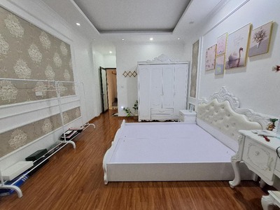 Bán căn chung cư 2 phòng ngủ ở đường Hoàng Mai 0