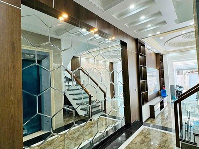 Rẻ và đẹp. nhà tô hiệu 50m2, 5 tầng, giá 10 tỷ. thang máy - ở ngay - ô tô tránh thông - tiện ích 1