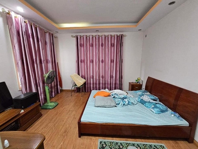 Siêu hiếm. nhà kđt ngô thì nhậm, 50m2, 4 tầng, giá 10 tỷ. phân lô - ô tô đỗ cửa vào nhà - 2 thoáng 3