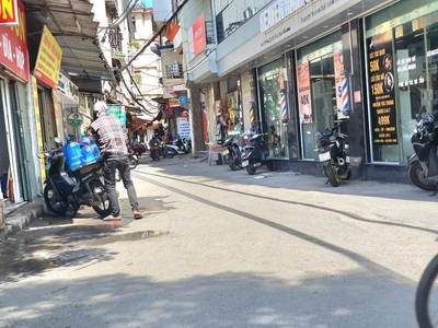 Chủ nhà ngộp bank cần bán gấp nhà mỹ đình 127m 23 tỷ 1