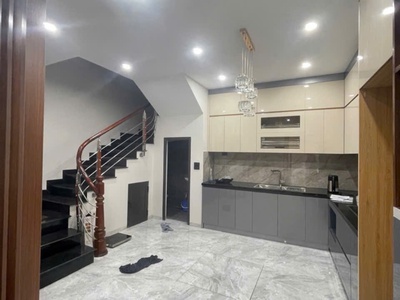 Phố vip văn cao, 5 phút ra hồ tây, 10 phút lên phố cổ. nhà cách mặt phố vài bước chân, ngõ cực 2
