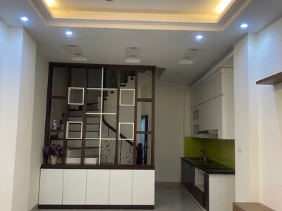 Bán nhà ngọc thụy - 35m  - 5 tầng - ô tô đỗ cửa  chính chủ cần bán nhà mới xây tại khu vực đẹp nhất 0