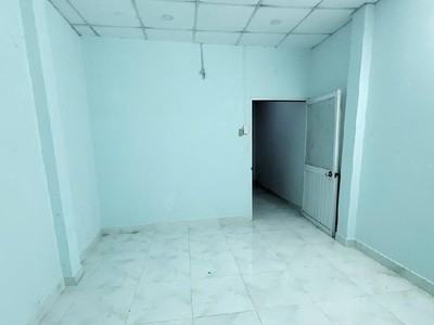 Lê văn quới - 2 tầng 2pn - hẻm xe hơi - 28m2 sổ nở hậu giá 2.95 tỷ 4