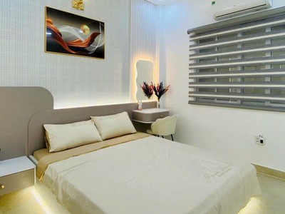 Bán nhà riêng đường 8 thủ đức, 5x20m, 4 tầng giá chỉ 10 tỷ 2