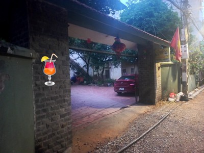 Bán 256m đất lô góc bát khối long biên mt  14m, giá 20 tỷ , oto,kd 2