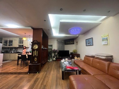 Siêu phẩm . căn hộ 144m2 3pn có slot ô tô - ban công đông nam - tặng nt 450 triệu - tin thật 100. 1