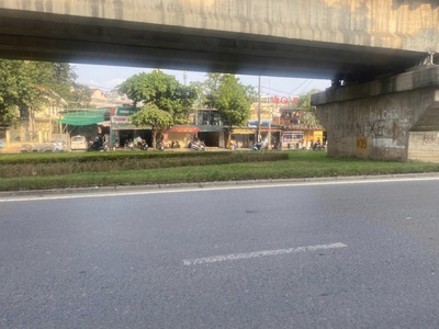 Sos    chính chủ cho thuê dài hạn cửa hàng 2 tầng  kiot  nằm trên phố ẩm thực , bắc từ liêm, hà 3