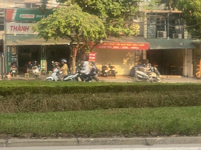 Sos    chính chủ cho thuê dài hạn cửa hàng 2 tầng  kiot  nằm trên phố ẩm thực , bắc từ liêm, hà 1