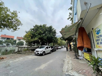 Lô đất vàng còn sót lại làng việt kiều châu âu- 100m ra đường oto tránh đỗ ngày đêm - phù hợp xây 0