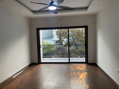 Siêu phẩm đẳng cấp, phân lô - 2 mặt ngõ  thoáng sáng - gara sân ô tô - vỉa hè, kinh doanh - nội 1