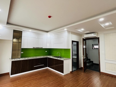 Kd đỉnh  bán tòa văn phòng mặt phố tô hiến thành 260m2 x 8 tầng thang máy, mặt tiền 8.4m, 169 tỷ 2