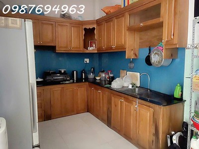 Q7 ngay nhà thi đấu đa năng, 5 phòng cho thuê hơn 10tr cách đường htp 20m 5.xt 4