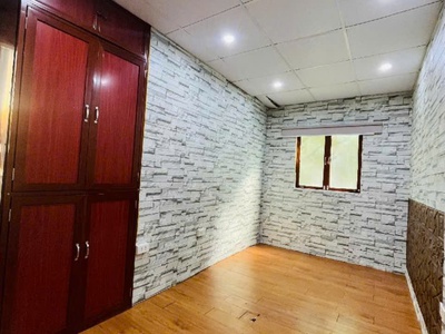 Siêu hiếm- view hồ - lô góc kinh doanh đỉnh- thông số đẹp- lõi long biên-một mặt phố, một mặt 2