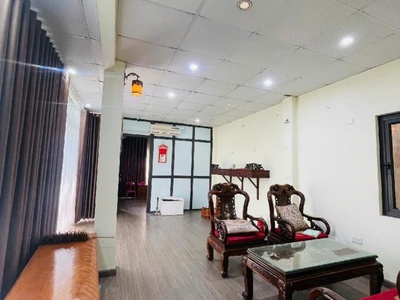 Siêu hiếm- view hồ - lô góc kinh doanh đỉnh- thông số đẹp- lõi long biên-một mặt phố, một mặt 0