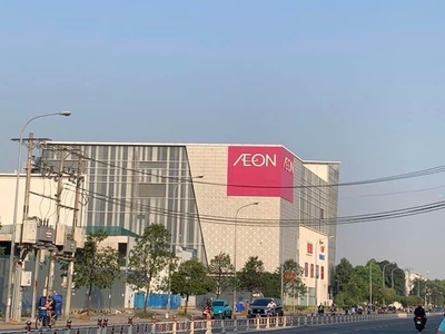 Kinh dương vương vip 4 tầng xe hơi vô nhà ngang khủng 10 đang cho thuê thu nhập ngon lành 0