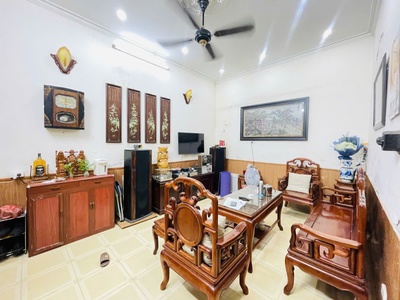 Hiêm     phương mai - đống đa diện tích 62m 3 tầng ở ngay ngõ thông gần phố nhỉnh 7 tỷ lh 0817606560 3
