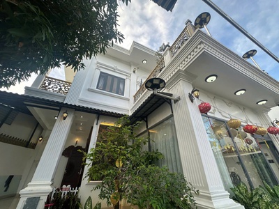 Bán Biệt Thự Nha Trang   DT 446,2 M2   Mặt Tiền đường Lương Định Của - Vĩnh Thạnh 0