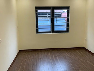 Hộ Khẩu Hà Đông-vài trăm mét ra ngay quốc lộ 6-xây mới,nhà đẹp,chất 4