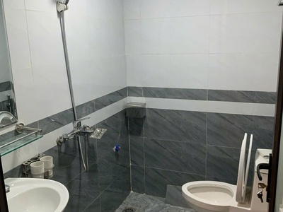 Hộ Khẩu Hà Đông-vài trăm mét ra ngay quốc lộ 6-xây mới,nhà đẹp,chất 9