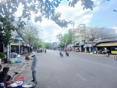 Mặt tiền đường huỳnh tấn phát, nhà bè, khu vực kinh doanh cực tốt, 62,5m2 nở hậu, 6,2 tỷ 0