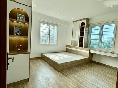 Bán nhà ngô thì nhậm 52m2, 5 tầng, nhỉnh 11 tỷ. ở ngay - phân lô ô tô tránh - dân trí - tiện ích. 3