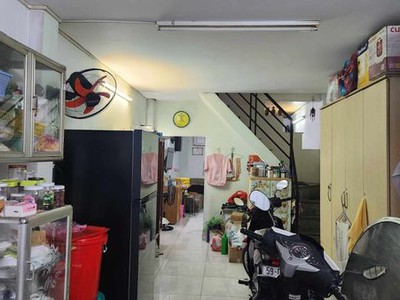 Mặt tìền tôn thất thuyết quận 4 phường 3. 4
