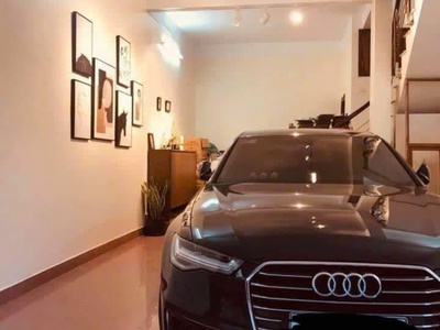 Cho thuê nhà ngõ ô tô 7 chỗ phố dương văn bé, 5 tầng, 55m2, 4 ngủ, 4 wc - 17 triệu 0