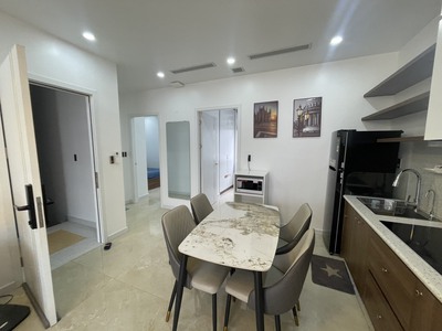 Cho thuê căn hộ Vinhomes Marina, 2 p.ngủ tầng 5, DT: 80m2. 5