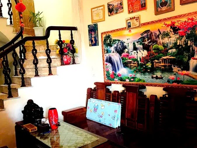 Bán đất bắc cầu 82m2, 3 tầng, mặt tiền  4.7m, 6.3 tỷ long biên.ô tô đỗ cửa, 2