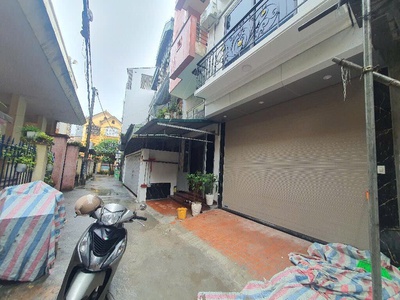 Bán đất phố cầu am, hà đông 44m2, ngõ rộng, gần ô tô, giá bán 5,2 tỷ. cách cầu am 150m. 2