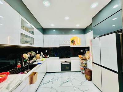 -	Biệt Thự Mini Nguyễn Quý Yêm   An Dương Vương Thông ra Võ Văn Kiệt, Phường An Lạc, Q.Bình Tân 6